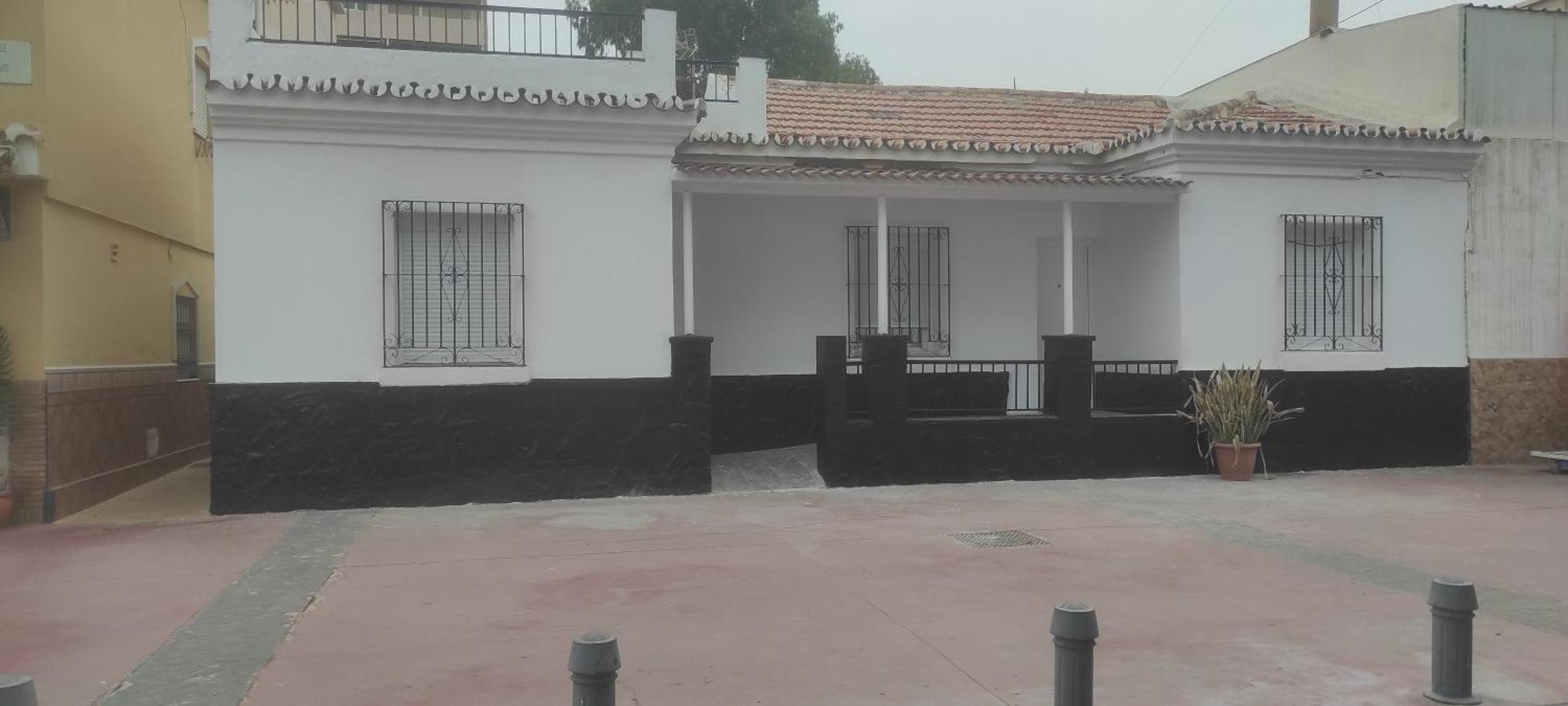 House 3 Bedroom *
